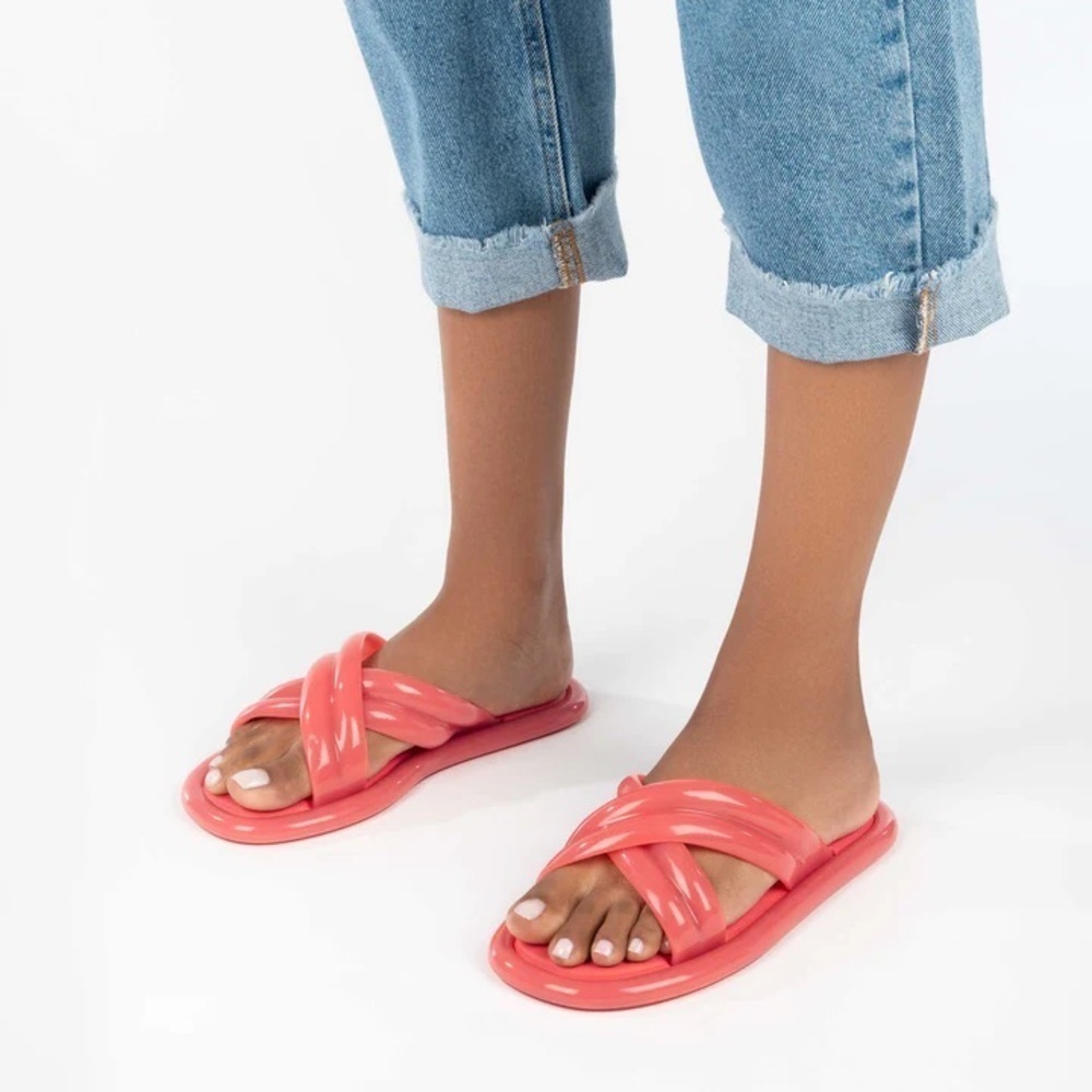 Larroudé’s x Melissa Cali  PVC Slides, BNWOT, Size 39/40